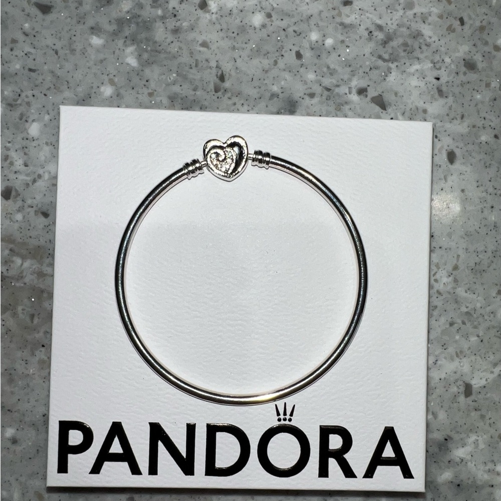 Pandora Moments Entwined Infinite Hearts Bangle - 7.5 inches